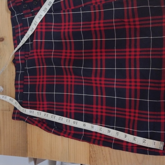 Lands' End Girls Uniform Plaid Knee Length Skirt - Picture 11 of 12